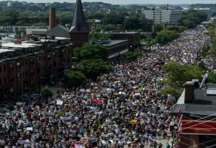 Demo Menentang Ujaran Kebencian di Boston